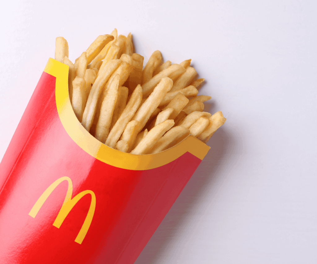 Fotos para artigos antigos (37) Batatas fritas do MC Donalds, exemplo de Marketing de Alimentos que estimula o consumo por meio de apelo visual e marca forte.